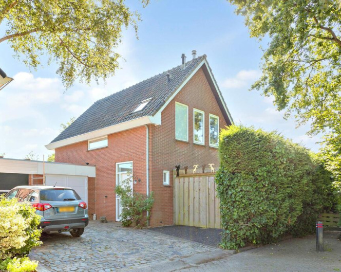 Bernhardstraat 47, Melissant