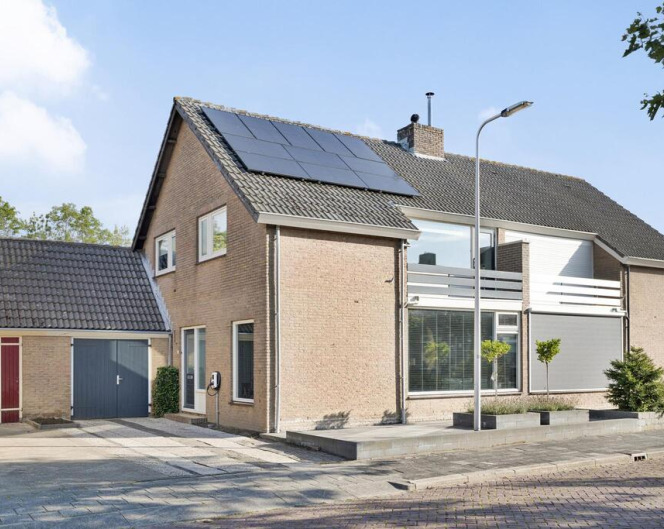 Rembrandtlaan 14, Middelharnis
