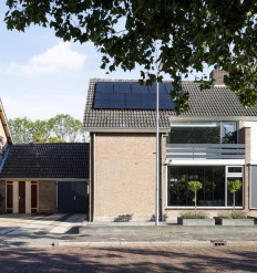 Rembrandtlaan 14, Middelharnis