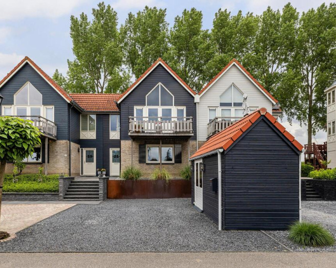 Dieklaan 21, Middelharnis