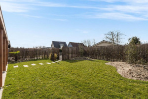 Duinakker 8, Ouddorp