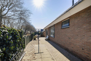 Spreeuwenstein 10, Ouddorp