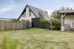 Duinakker 10, Ouddorp