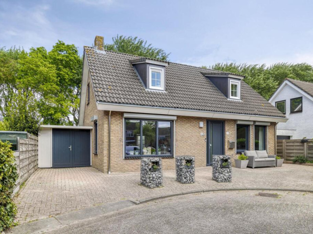 Rustburg 52, Ouddorp