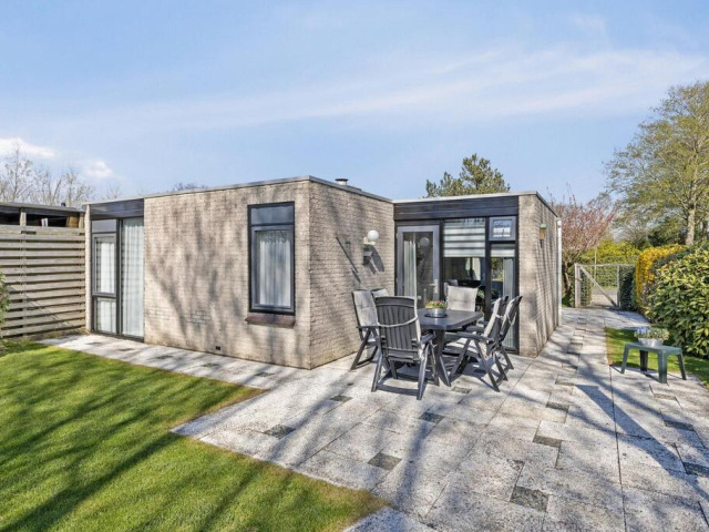 Klepperstee-Esdoorn 3, Ouddorp