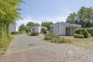 Vloedburgh 75-9, Ouddorp