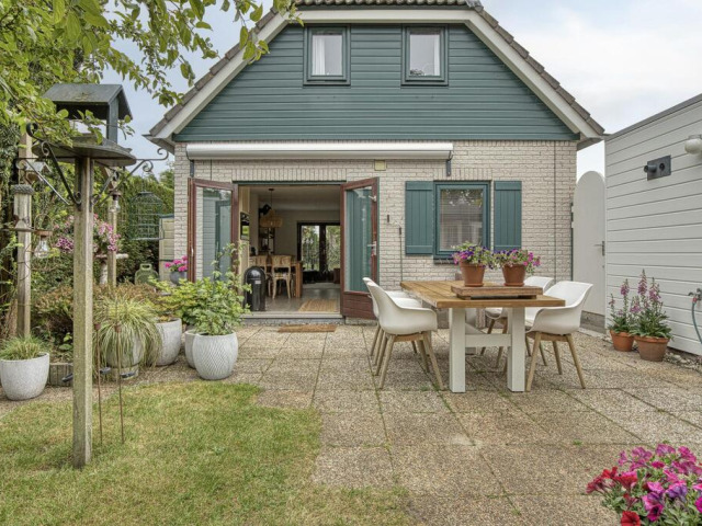 Noordzeepark-Zuiderdiep 9, Ouddorp