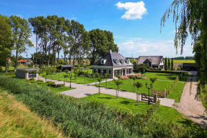 Westdijk 30-b, Dirksland