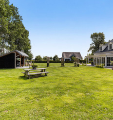 Westdijk 30-b, Dirksland