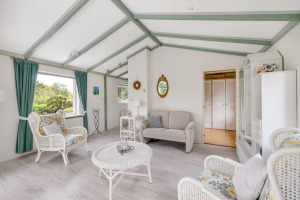 West Nieuwlandseweg 5, Ouddorp