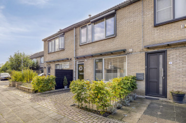 Nachtegaalstraat 10, Sommelsdijk