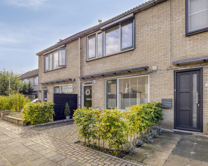 Nachtegaalstraat 10, Sommelsdijk