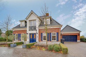 Molenweg 15, Oude-Tonge